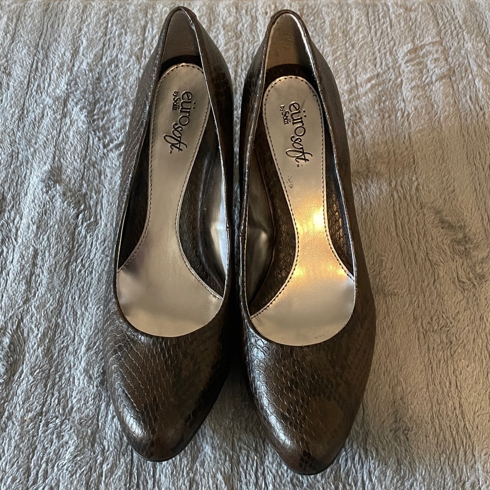 Sofft (Euro Soft by Soft) Snakeskin Patterned Heels - Brown-US 8